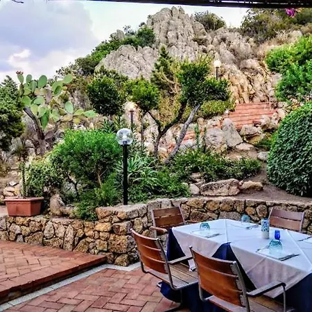 Baia Pitrizza Vista Mare リーシャ・ディ・ヴァッカ