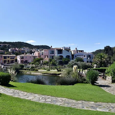 Baia Pitrizza Vista Mare リーシャ・ディ・ヴァッカ